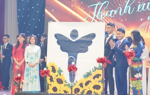 Lễ trưởng thành khối 12: Chào tuổi 18 – thanh xuân rực rỡ!